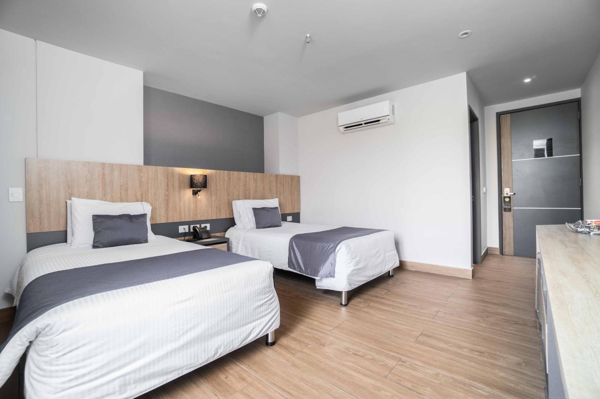 Hotel Plaza Del Lili Cali Buitenkant foto