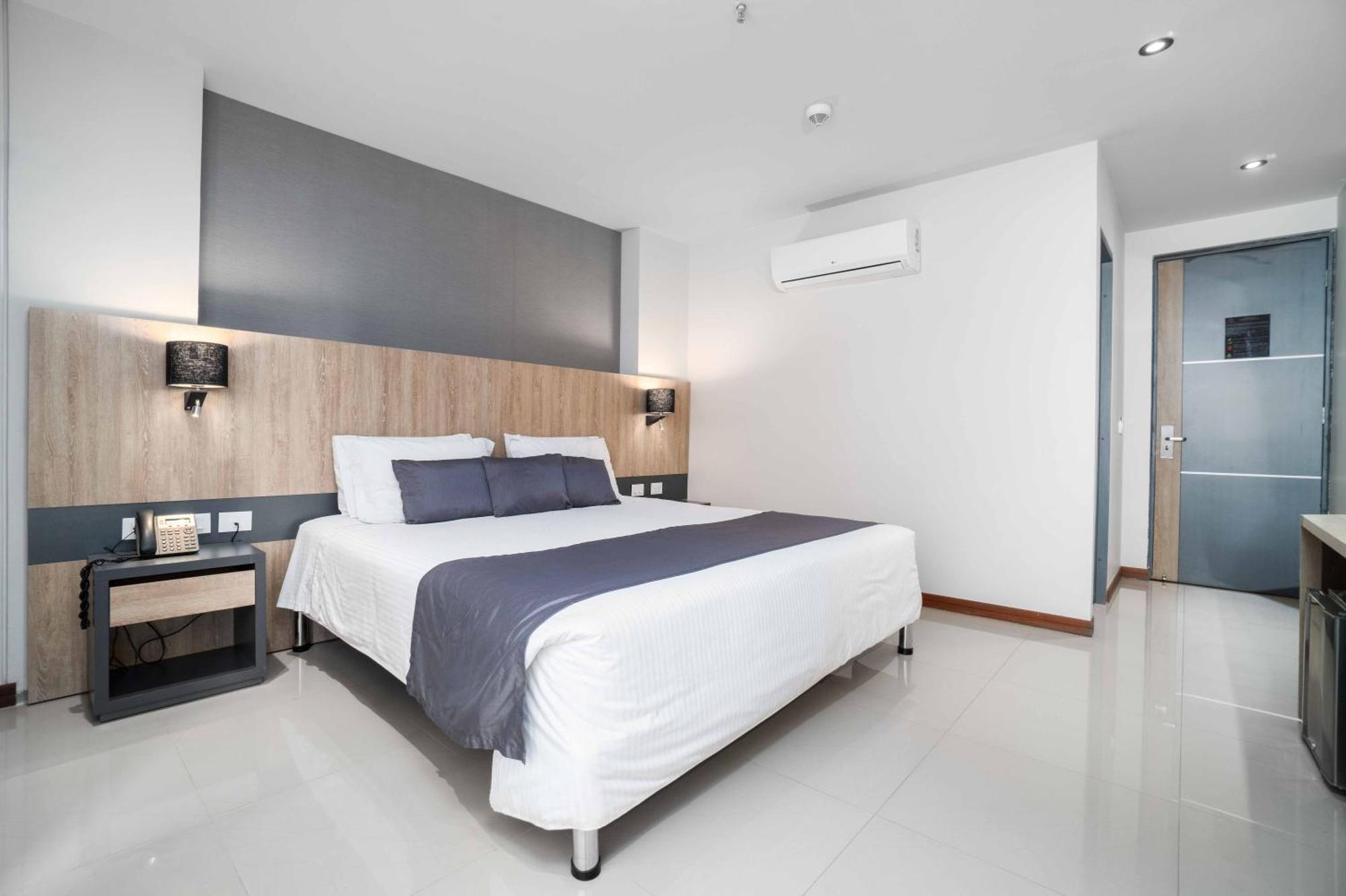 Hotel Plaza Del Lili Cali Buitenkant foto