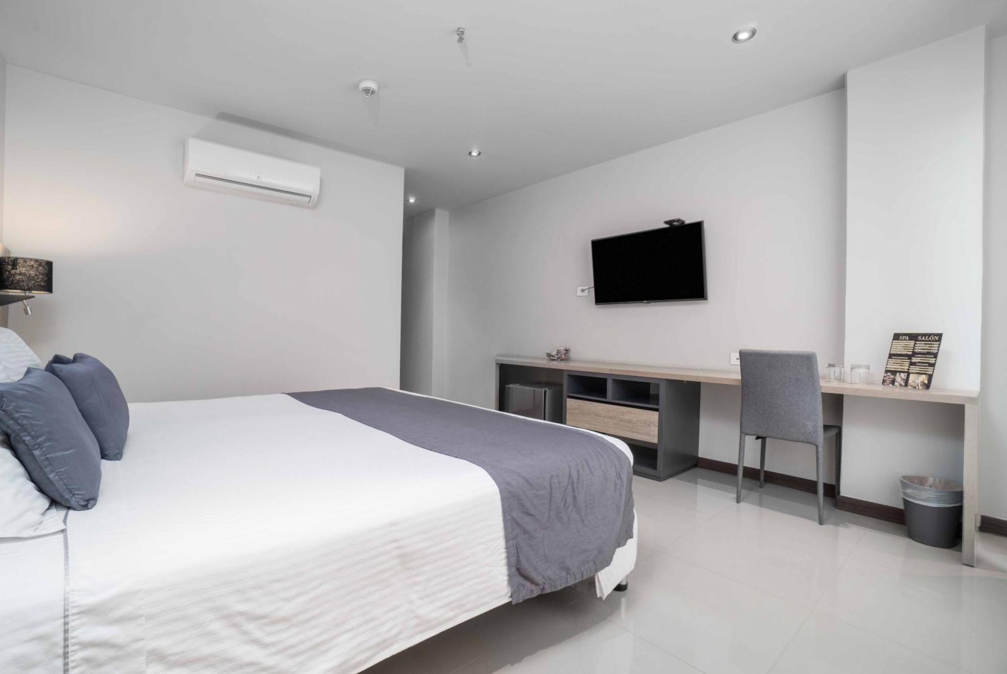 Hotel Plaza Del Lili Cali Buitenkant foto